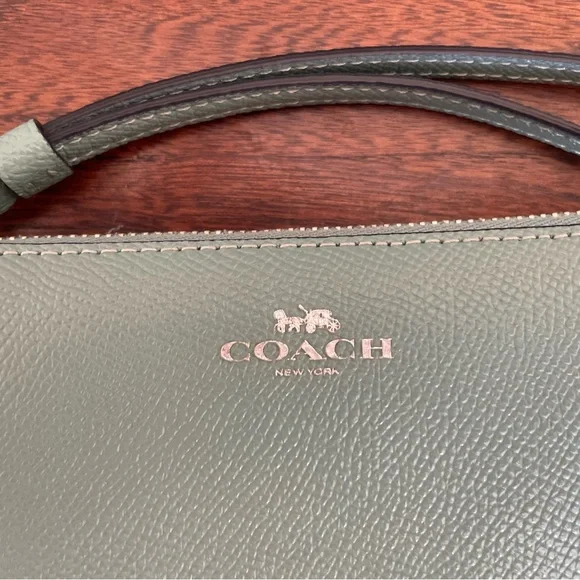 COACH Wristlet Light Blue - Picture 2 of 7